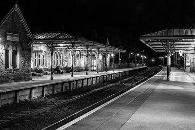 Waiting for the night train ©Nick Thorne, Bodian Photography